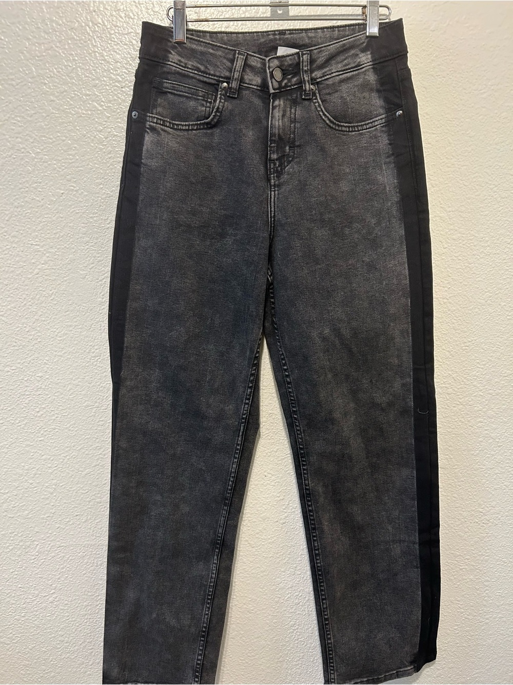 Time and Tru Two-Tone Black/Charcoal Straight Leg Jeans